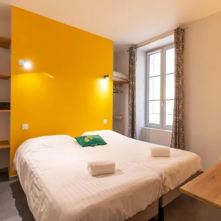 Appartement Les Halles Positives, Draps Compris Et Climatisation *