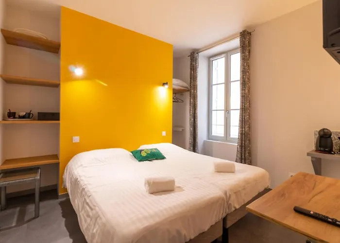 Lejlighed Les Halles Positives, Draps Compris Et Climatisation *